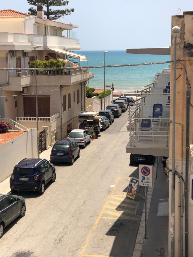Il Mare A Due Passi Leilighet Marina di Ragusa Eksteriør bilde